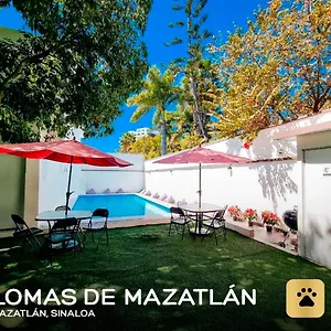  Pensión Hostal La Casa De Madera